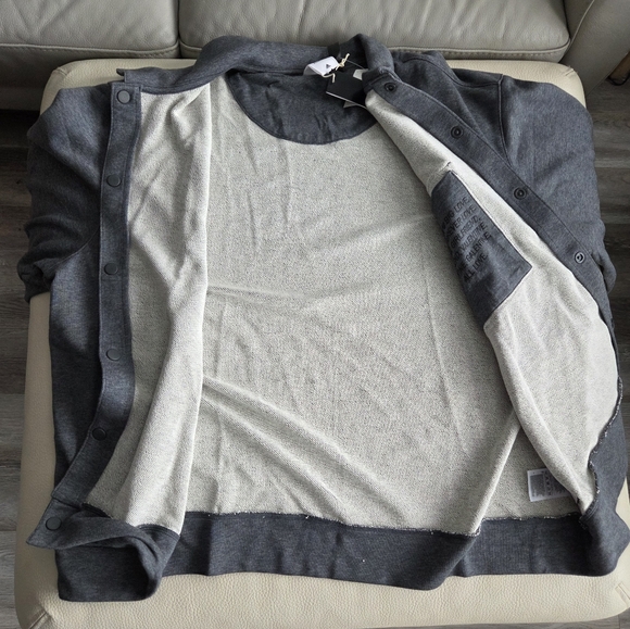 NWT - Adidas Valentine's Day Unisex Jacket - Men Size L/Women Size XL - Picture 12 of 16